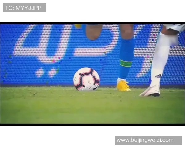 球星亲眼见证花式足球魅力展示 球场外的精彩与技巧碰撞 球星亲眼见证花式足球魅力展示 球场外的精彩与技巧碰撞