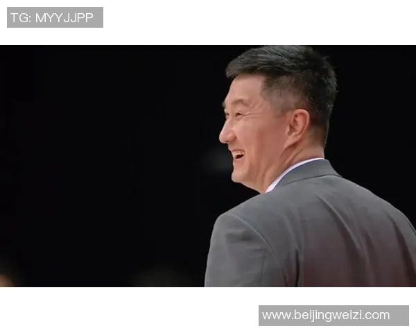 足球场上总是傻笑的球星们他们的微笑背后藏着怎样的故事